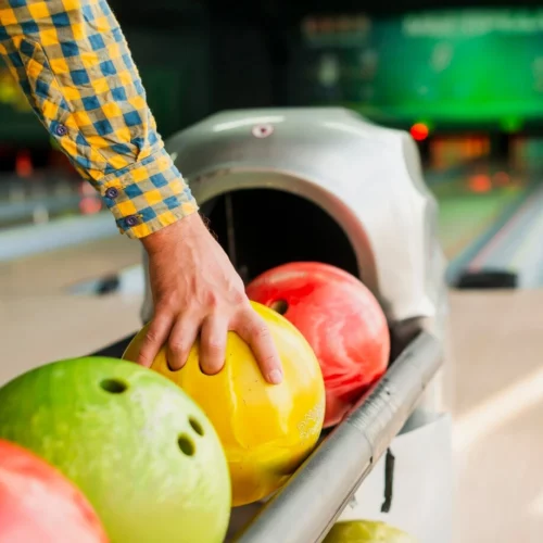 Weed Bowling: The Social Experience for Cannabis Enthusiasts