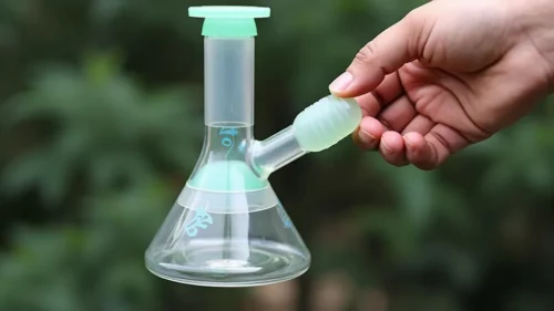 Fold-a-Bowl Silicone Bong: A Revolutionary Choice for Cannabis Fans